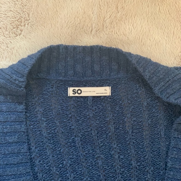 Cardigan size XL blue with pockets
So brand in perfect condition - Picture 3 of 3